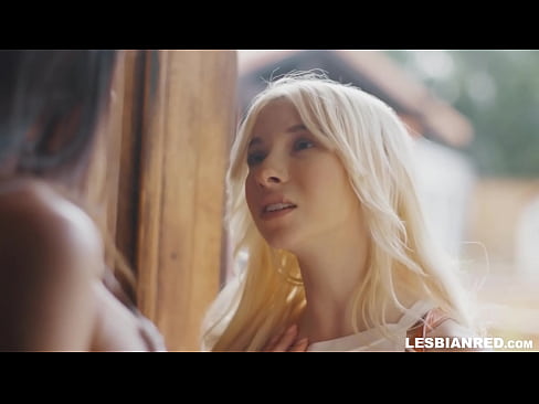 ❤️ Meisje komt een paar maanden later thuis en eindigt met het eten van haar stiefmoeders poesje ️ Fucking video at us nl.teatroporno.ru ☑