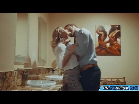 ❤️ Wanneer een rondborstige blondine je verleidt in een openbaar toilet ️ Fucking video at us nl.teatroporno.ru ☑